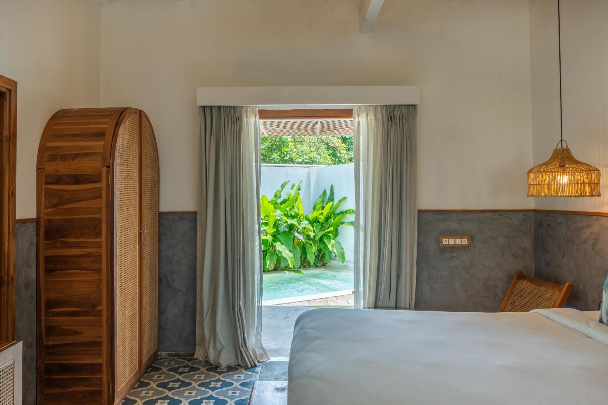 Azora By Ayatana, Goa Otel Morjim Dış mekan fotoğraf