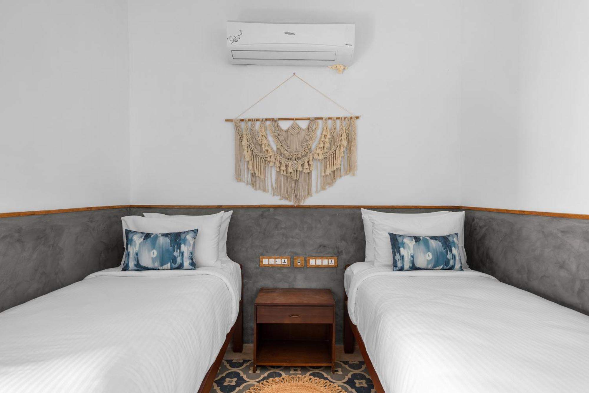 Azora By Ayatana, Goa Otel Morjim Dış mekan fotoğraf