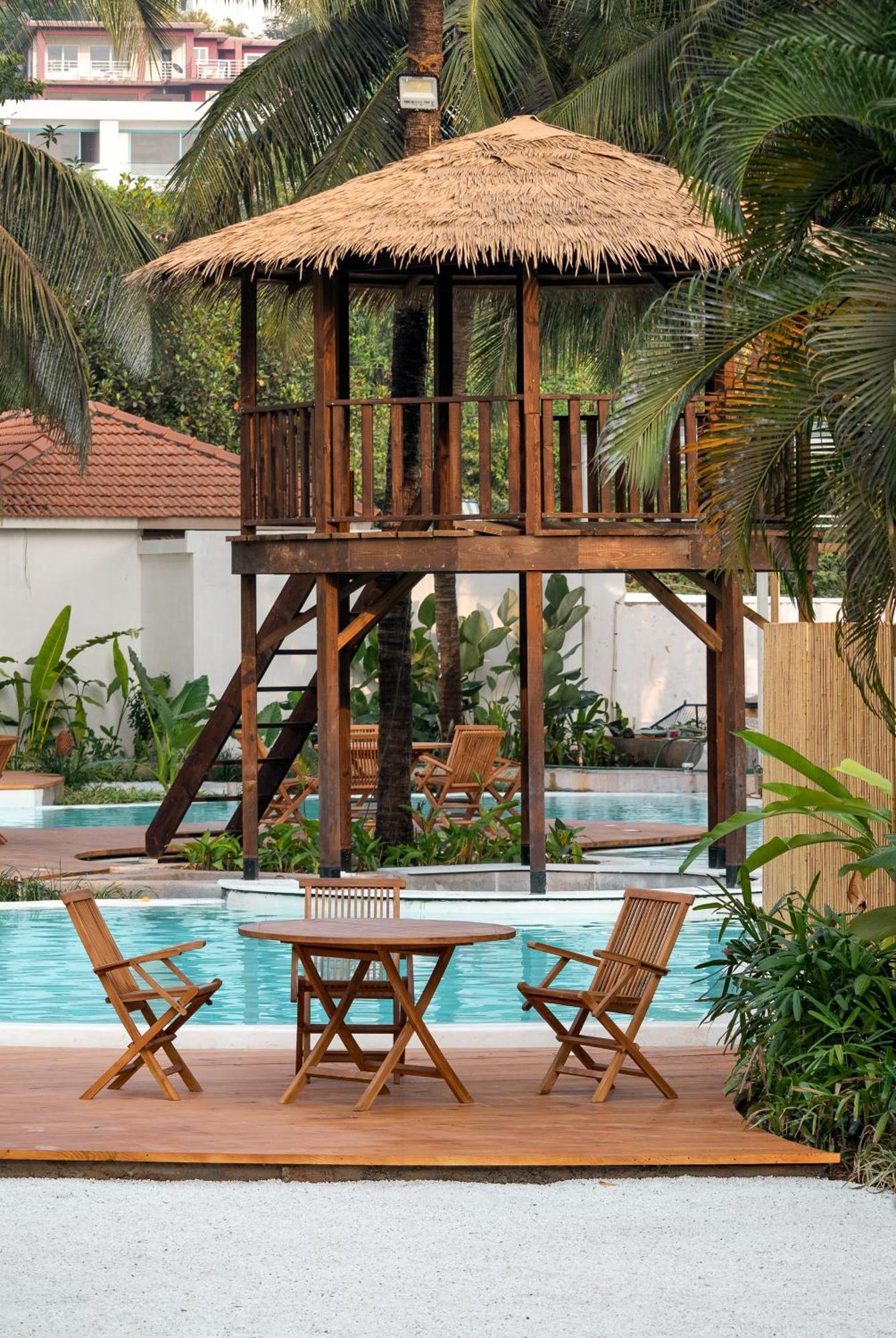 Azora By Ayatana, Goa Otel Morjim Dış mekan fotoğraf